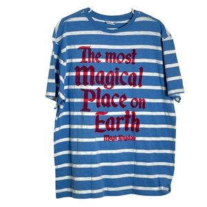 Disney Parks Junk food “magical” tee size Large New